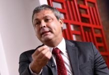 Lindbergh critica convenção de Flávio: “Completamente fracassada” lindbergh-critica-convencao-de-flavio:-“completamente-fracassada”